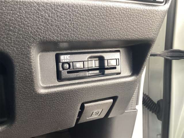 スズキ スペーシア　ギア ６６０ カスタム ハイブリッド ＸＳターボ R4年 (近畿) 99