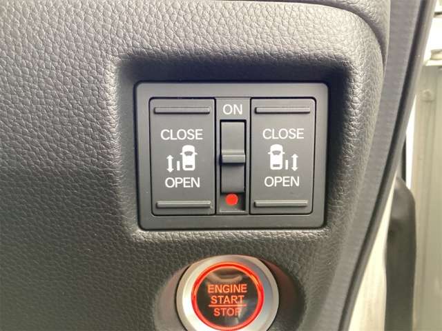 ホンダ Ｎ　ＢＯＸ カスタム ６６０ Ｌ R4年 (近畿) 99