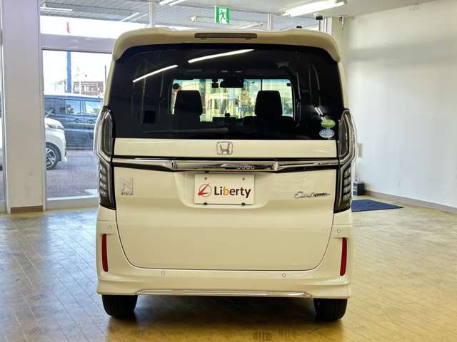 ホンダ Ｎ　ＢＯＸ カスタム ６６０ Ｌ R3年 (四国) 99