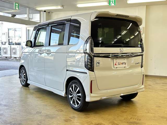 ホンダ Ｎ　ＢＯＸ カスタム ６６０ Ｌ R3年 (四国) 99
