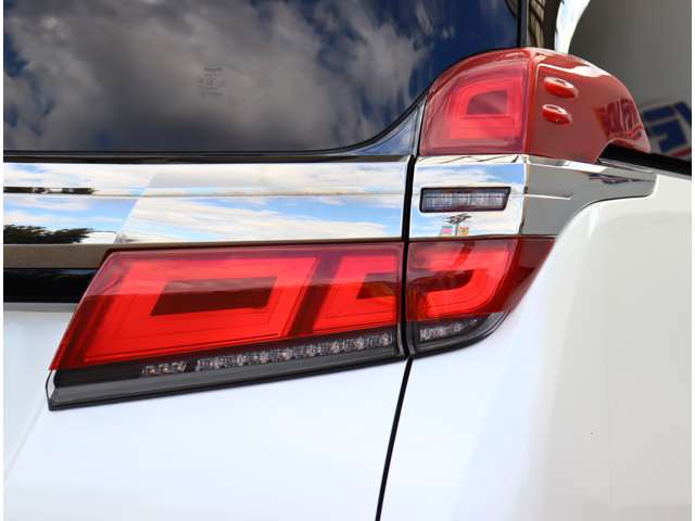 トヨタ ヴェルファイア ２．５ Ｚ Ｇエディション R1年 (関東) 99