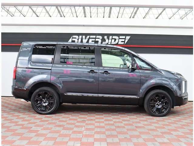 三菱 デリカ　Ｄ：５ ２．２ シャモニー 電動サイドステップ非装着車 ディーゼルターボ ４ＷＤ R6年 (関東) 99