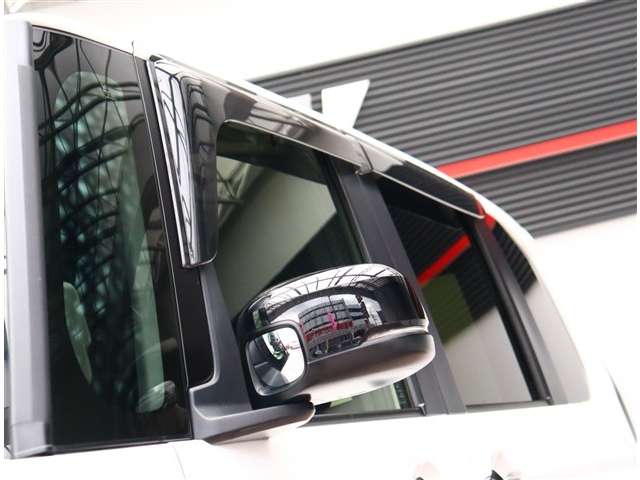 ホンダ Ｎ　ＢＯＸ カスタム ６６０ Ｌ ターボ スタイルプラス ブラック R5年 (関東) 99