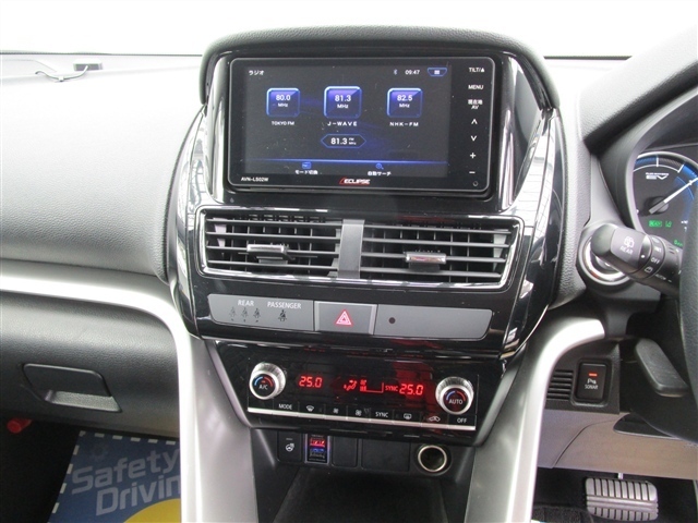 三菱 エクリプス　クロス　ＰＨＥＶ ＰＨＥＶ ２．４ Ｇ ４ＷＤ R3年 (関東) 99