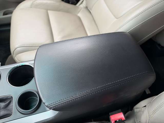 フォード エクスプローラー ＸＬＴ　エコブースト H25年 (関東) 99