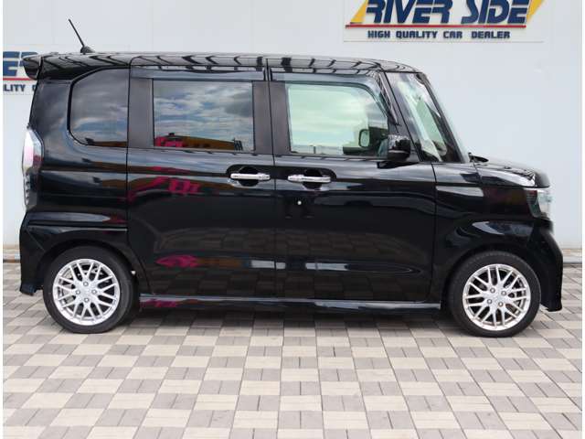 ホンダ Ｎ　ＢＯＸ カスタム ６６０ Ｌ ターボ R3年 (関東) 99