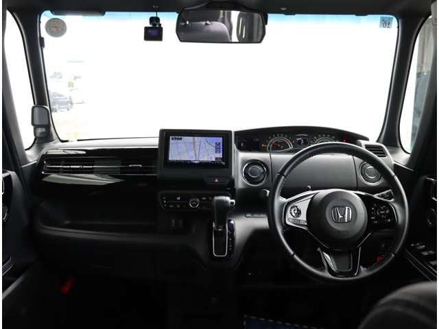 ホンダ Ｎ　ＢＯＸ カスタム ６６０ Ｌ ターボ R3年 (関東) 99