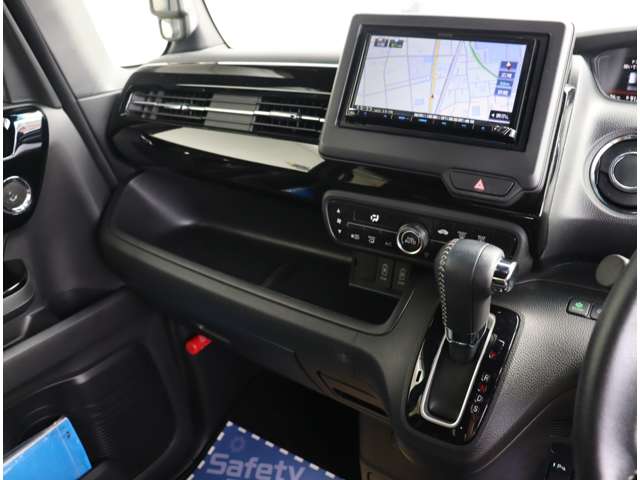 ホンダ Ｎ　ＢＯＸ カスタム ６６０ Ｌ ターボ R3年 (関東) 99