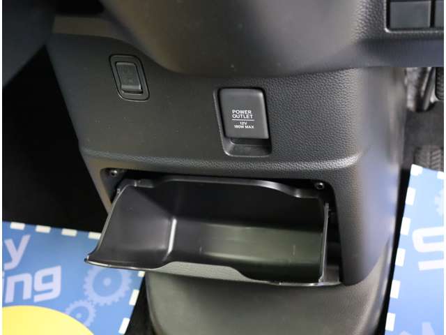 ホンダ Ｎ　ＢＯＸ カスタム ６６０ Ｌ ターボ R3年 (関東) 99