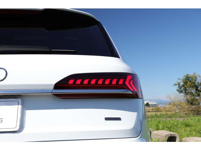 アウディ Ｑ７ ５０ ＴＤＩ クワトロ Ｓライン ディーゼルターボ ４ＷＤ R6年 (東海) 99