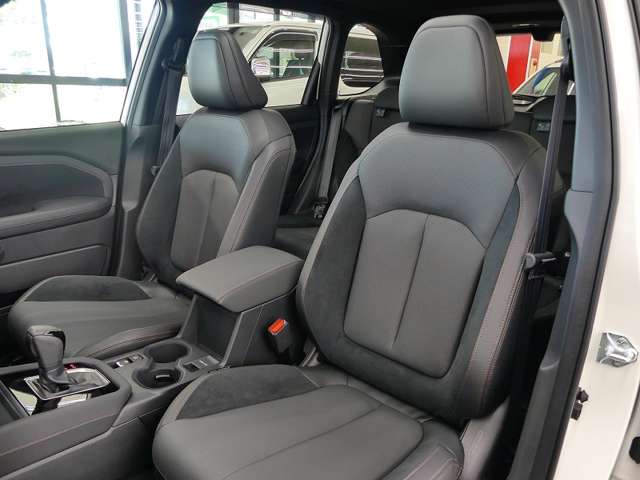 スバル フォレスター　ハイブリッド ２．５ プレミアム Ｓ：ＨＥＶ ＥＸ ４ＷＤ R8年 (東海) 99