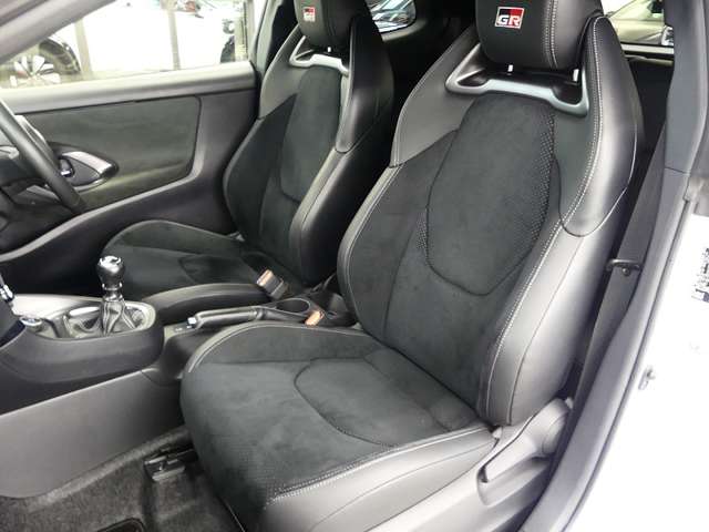 トヨタ ＧＲヤリス １．６ ＲＺ ハイ パフォーマンス ４ＷＤ R2年 (東海) 99