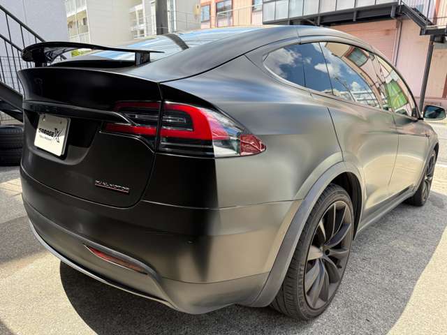 テスラ モデルＸ ＲＡＶＥＮ パフォーマンス ＡＷＤ 白内装 ６人乗リ R1年 (東海) 99