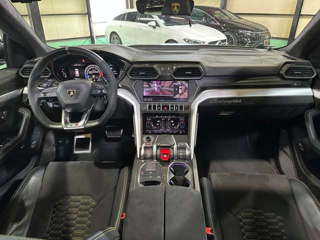 ランボルギーニ ウルス ４．０ ４ＷＤ R1年 (関東) 99