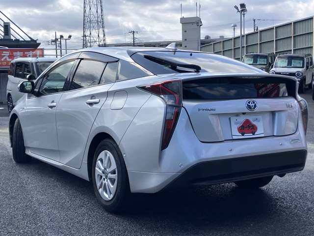 トヨタ プリウス １．８ Ｓ セーフティ プラス H29年 (関東) 99