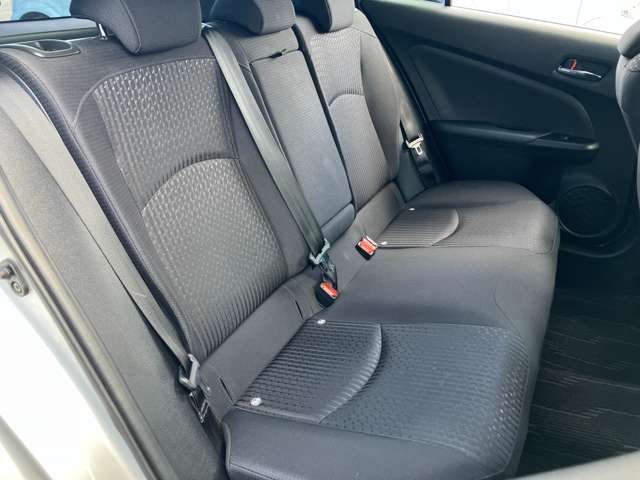 トヨタ プリウス １．８ Ｓ セーフティ プラス H29年 (関東) 99