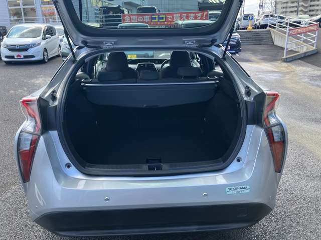 トヨタ プリウス １．８ Ｓ セーフティ プラス H29年 (関東) 99