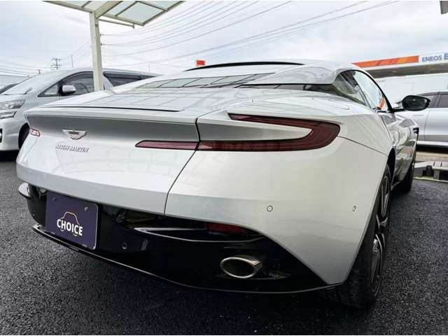 アストンマーティン ＤＢ１１ Ｖ８ R1年 (関東) 99