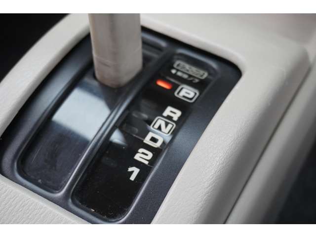 日産 ラシーン １．５ タイプＩＩ ４ＷＤ H7年 () 99