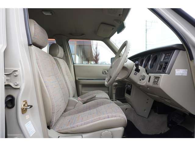 日産 ラシーン １．５ タイプＩＩ ４ＷＤ H9年 (関東) 99