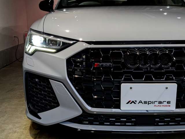 アウディ ＲＳ　Ｑ３ ２．５ ４ＷＤ R3年 () 99