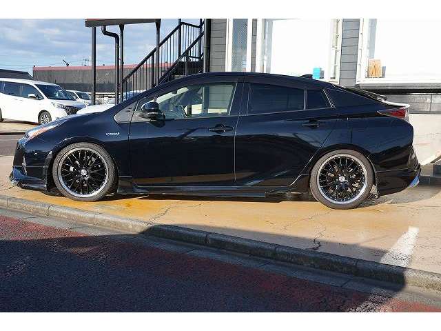トヨタ プリウス １．８ Ｓ H28年 (関東) 99