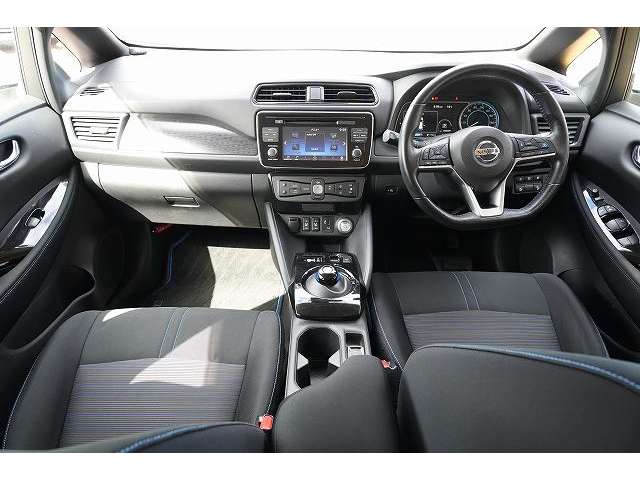 日産 リーフ Ｘ　Ｖセレクション R1年 (関東) 99