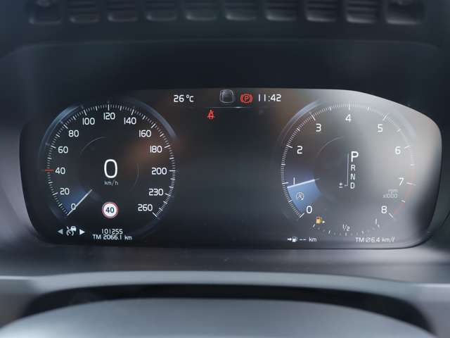ボルボ ＸＣ９０ Ｔ６ ＡＷＤ インスクリプション ４ＷＤ H29年 (関東) 99
