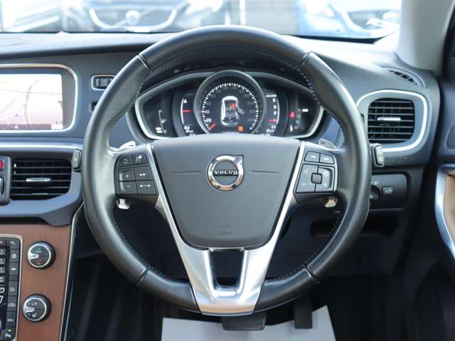 ボルボ Ｖ４０ Ｄ４ インスクリプション ディーゼルターボ H30年 (関東) 99