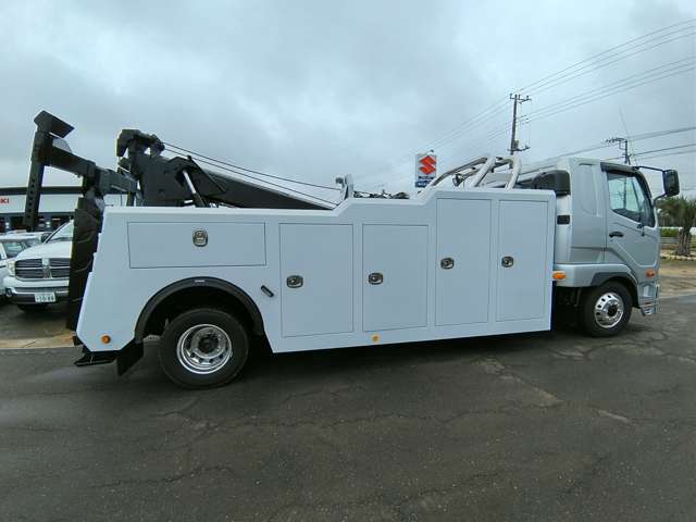 三菱フソウ ファイター レッカー車 寒冷地仕様 R8年 () 99