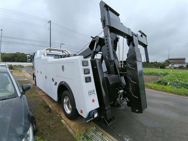 三菱フソウ ファイター レッカー車 寒冷地仕様 R8年 () 99
