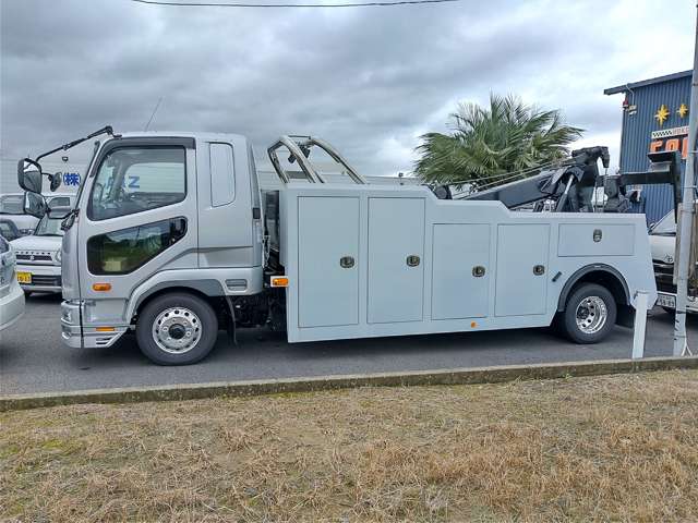 三菱フソウ ファイター レッカー車 寒冷地仕様 R8年 () 99