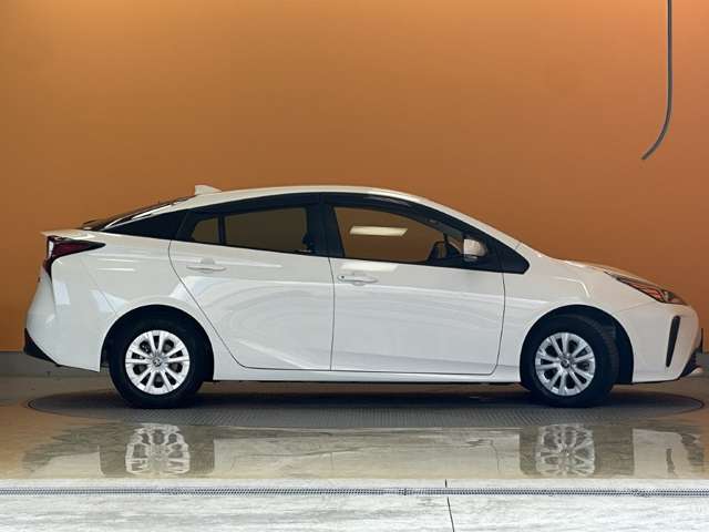 トヨタ プリウス １．８ Ｓ R3年 (甲信越・北陸) 99