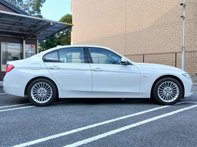 ＢＭＷ ３シリーズ ３２０ｉ　ラグジュアリー H29年 (近畿) 99