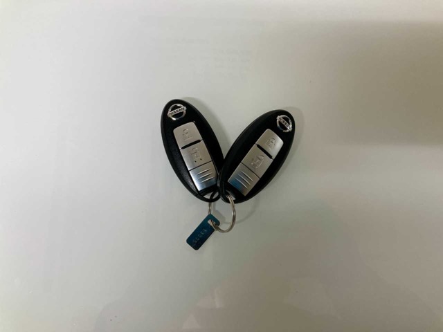 日産 キューブ １．５ １５Ｘ ＦＯＵＲ ４ＷＤ H25年 (北海道) 99
