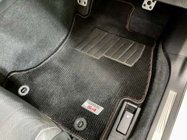 スバル ＷＲＸ　Ｓ４ Ｓ４ ２．０ＧＴ－Ｓ アイサイト ４ＷＤ H29年 (北海道) 99