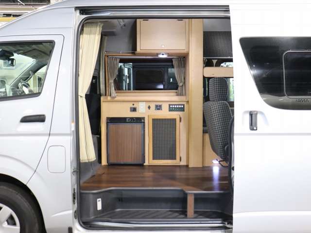トヨタ ハイエースバン キャンピング R2年 (北海道) 99