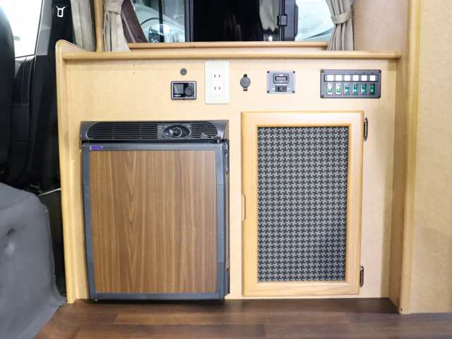 トヨタ ハイエースバン キャンピング R2年 (北海道) 99