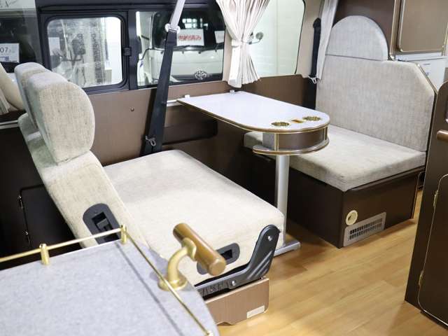 トヨタ ハイエースバン キャンピング H29年 (北海道) 99