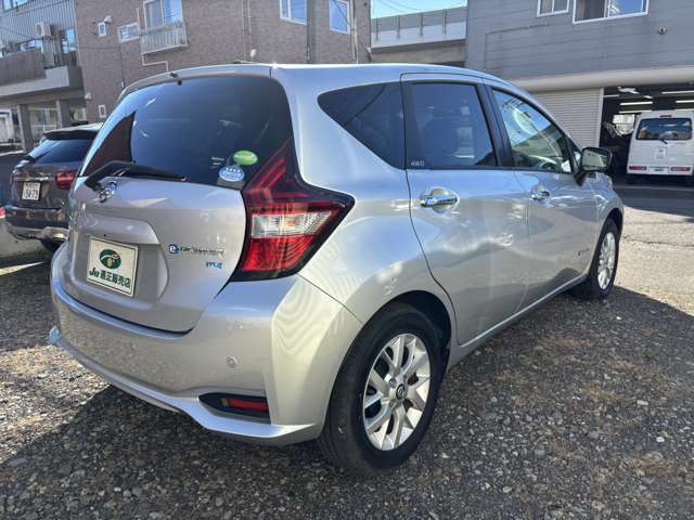 日産 ノート １．２ Ｅ－ＰＯＷＥＲ Ｘ ＦＯＵＲ ４ＷＤ R1年 (北海道) 99