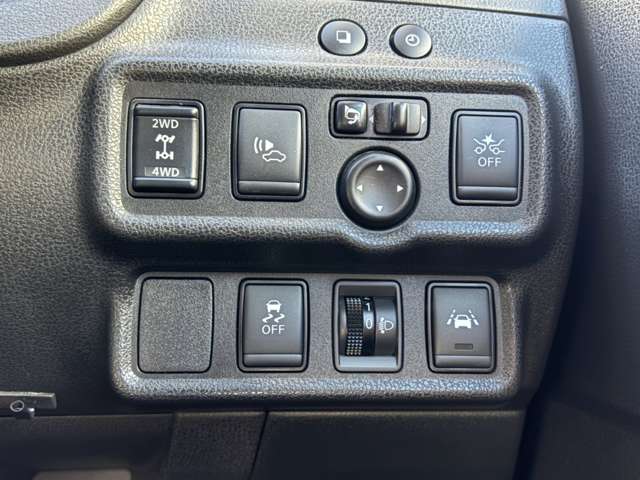 日産 ノート １．２ Ｅ－ＰＯＷＥＲ Ｘ ＦＯＵＲ ４ＷＤ R1年 (北海道) 99