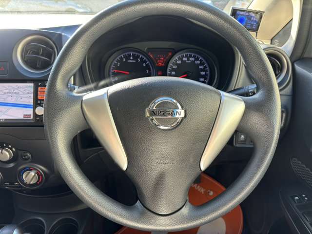 日産 ノート １．２ Ｘ ＦＯＵＲ ４ＷＤ H27年 (北海道) 99