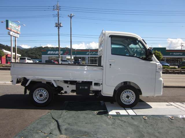 ダイハツ ハイゼットトラック ６６０ エクストラ ３方開 ４ＷＤ R6年 (関東) 99