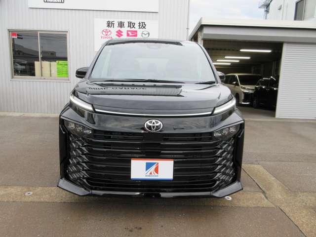 トヨタ ヴォクシー １．８ ハイブリッド Ｓ－Ｚ R8年 (甲信越・北陸) 99