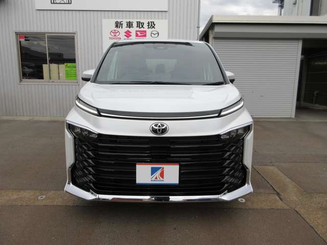 トヨタ ヴォクシー １．８ ハイブリッド Ｓ－Ｚ R8年 (甲信越・北陸) 99