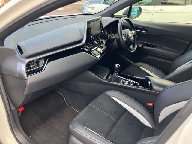 トヨタ Ｃ−ＨＲ １．２ Ｓ－Ｔ ＧＲ スポーツ R2年 (甲信越・北陸) 99