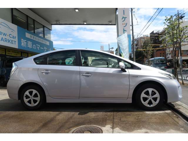 トヨタ プリウス １．８ Ｓ H26年 (関東) 99