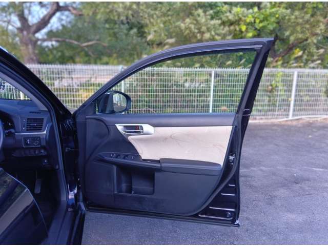 レクサス ＣＴ２００ｈ バージョンＣ H25年 (東北) 99