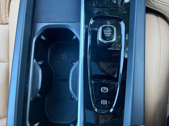 ボルボ ＸＣ６０ ウルトラ Ｂ５ ＡＷＤ ４ＷＤ R6年 (関東) 99