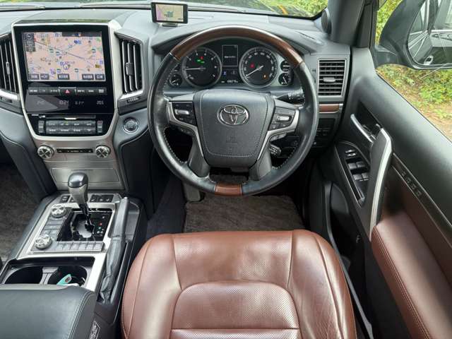 トヨタ ランドクルーザー ４．６ ＺＸ ４ＷＤ H28年 (関東) 99